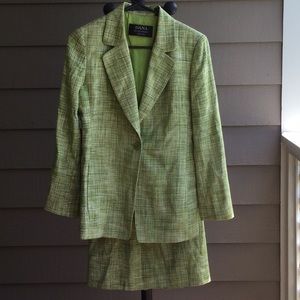 Dana Buchman Green Skirt with Blazer Petite 4